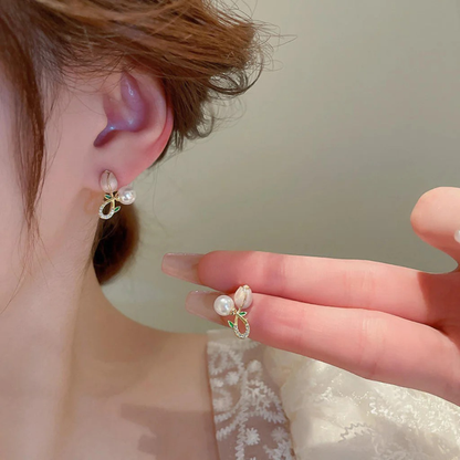 Shiney Daisy Earrings