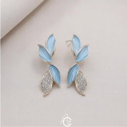 Whirl Stud Earrings