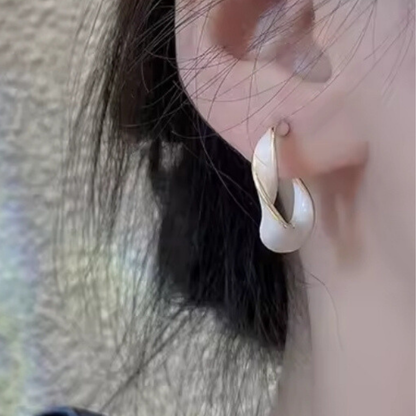 korean style earrings,korean fashion earrings,fancy stylish earrings,new trendy jewellery,inexpensive fashion jewelry,korean earrings,trending earrings designs,Pearl Earrings, Pearl Necklace