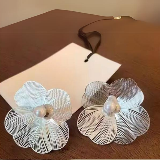 korean style earrings,korean fashion earrings,fancy stylish earrings,new trendy jewellery,inexpensive fashion jewelry,korean earrings,trending earrings designs,Pearl Earrings, Pearl Necklace