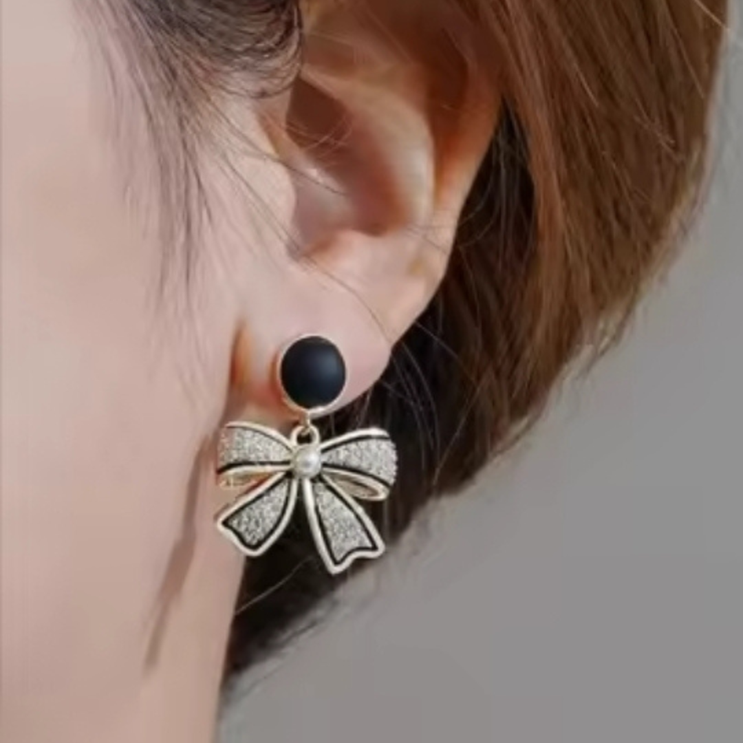korean style earrings,korean fashion earrings,fancy stylish earrings,new trendy jewellery,inexpensive fashion jewelry,korean earrings,trending earrings designs,Pearl Earrings, Pearl Necklace