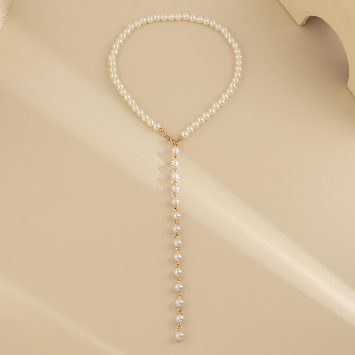 Pearl And Chain Necklace