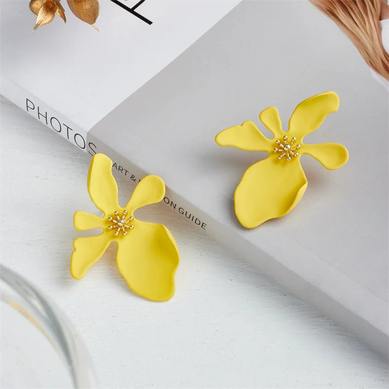 14K Yellow Gold & Sapphire CZ Flower Huggie Hoop Earrings