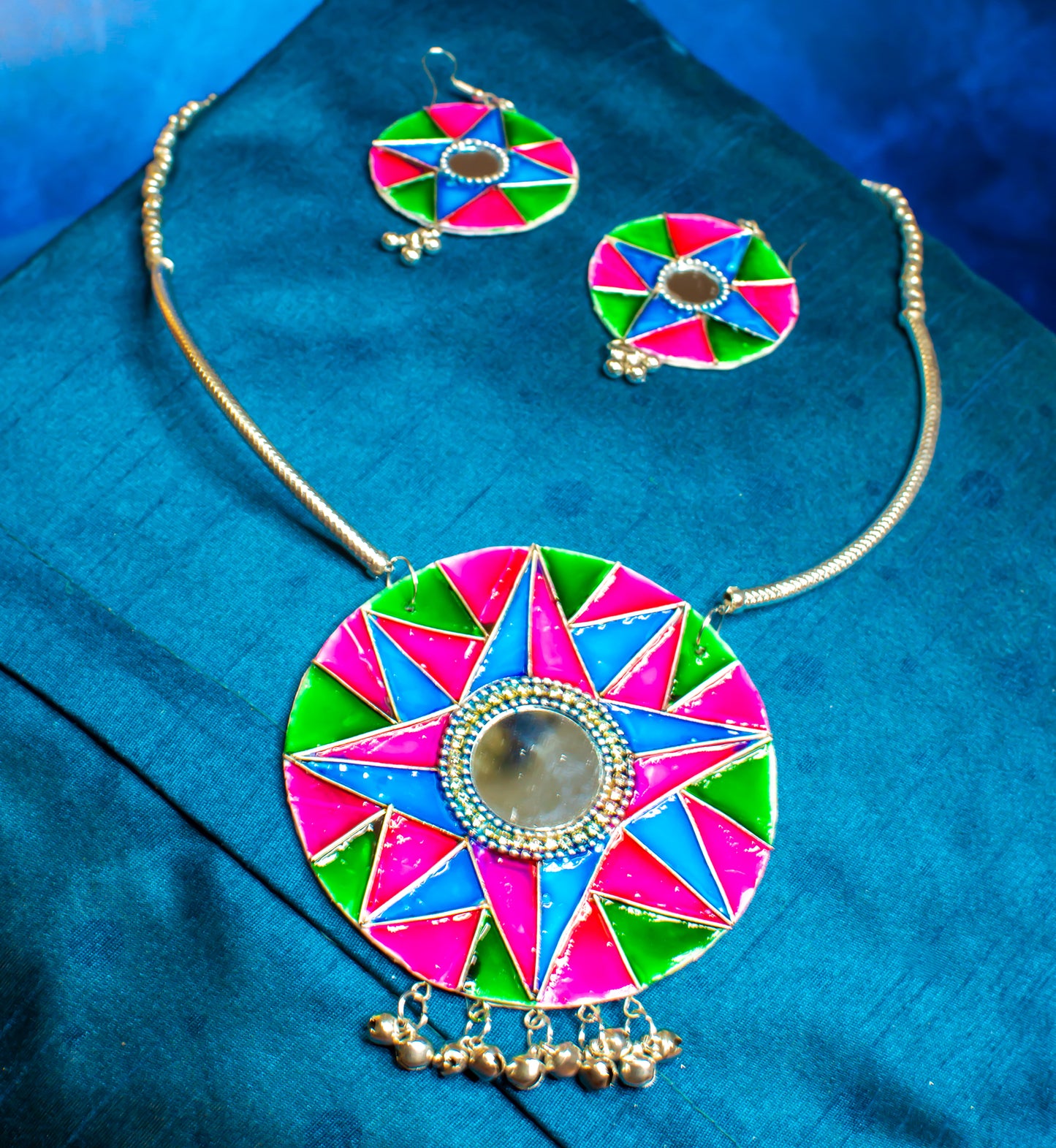 Rachana Big Necklace Set, Handpainted :  Handmade
